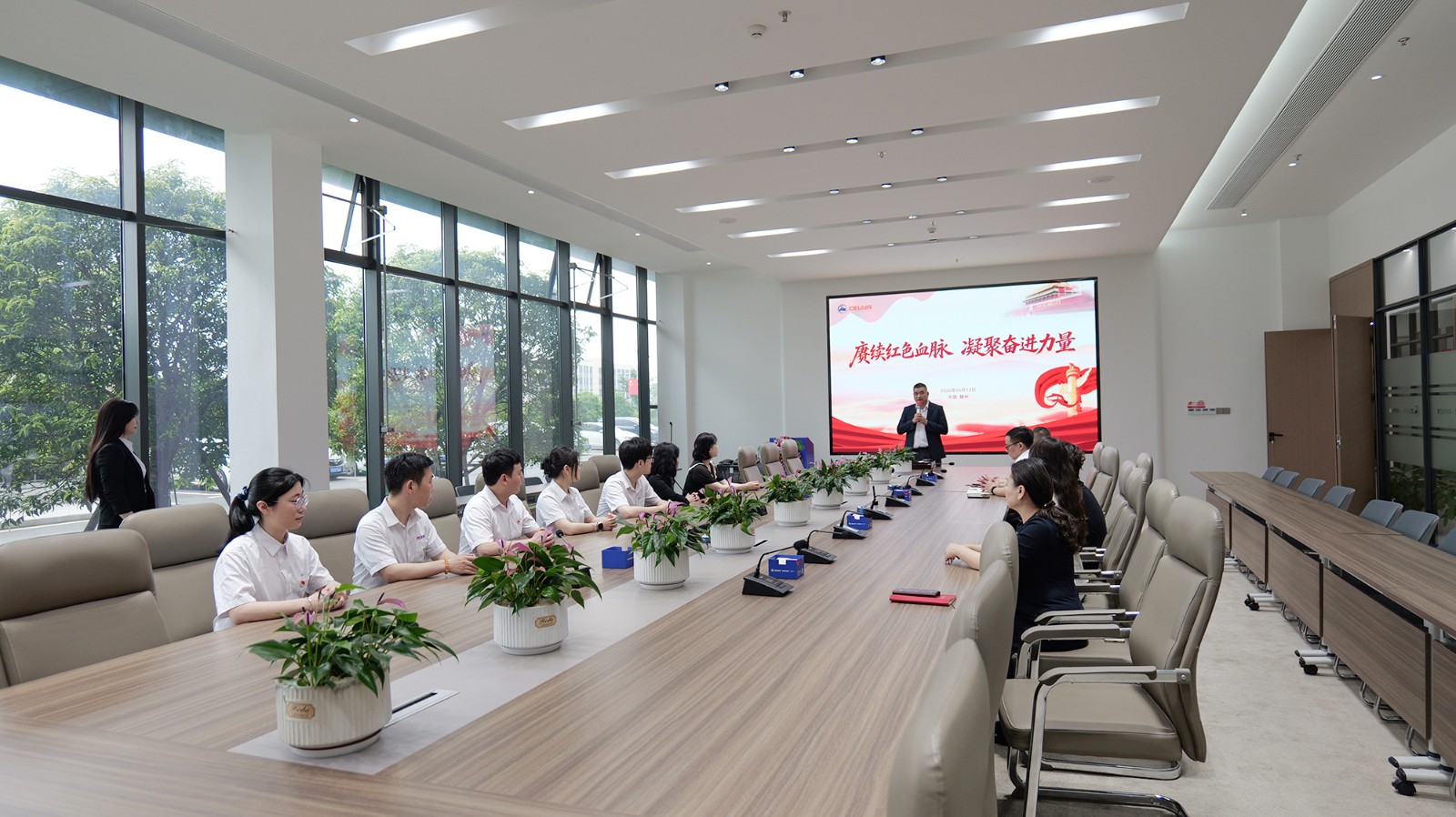 1776076014995950.jpg P1053264.JPG